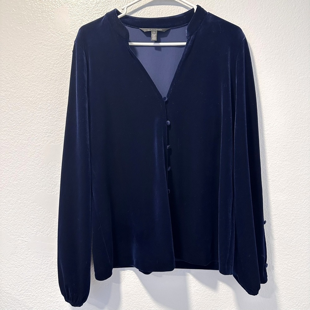 White‎ Black House Market Size-L Blouse Navy Blue Veloure Long Sleeve V-Neck